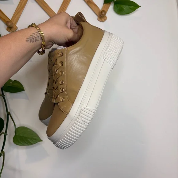 J/SLIDES West Nude Leather Platform Shoes - Picture 6 of 13